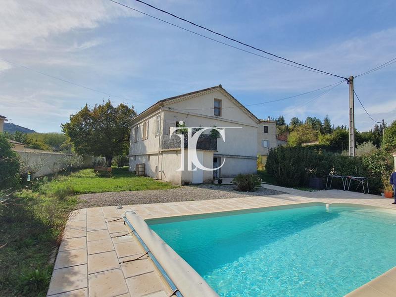 Maison - 117 m² - 5 pièces