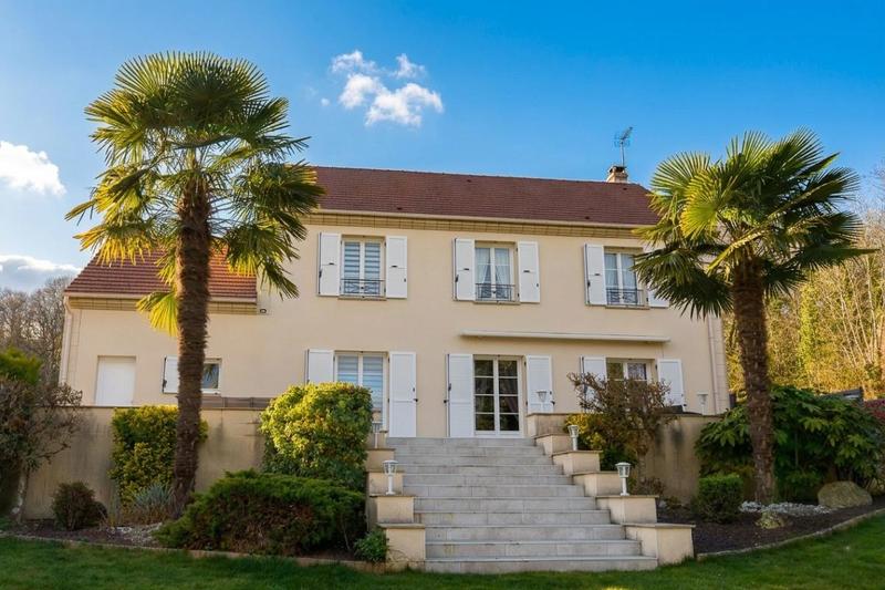 Maison - 155 m² - 6 pièces