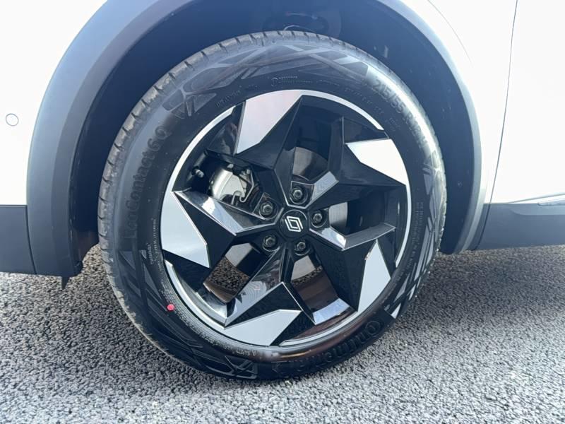 Renault Captur E-Tech full hybrid 145 ch Techno