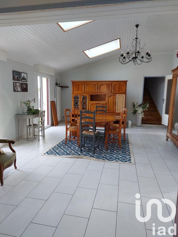 Maison - 166 m² - 6 pièces