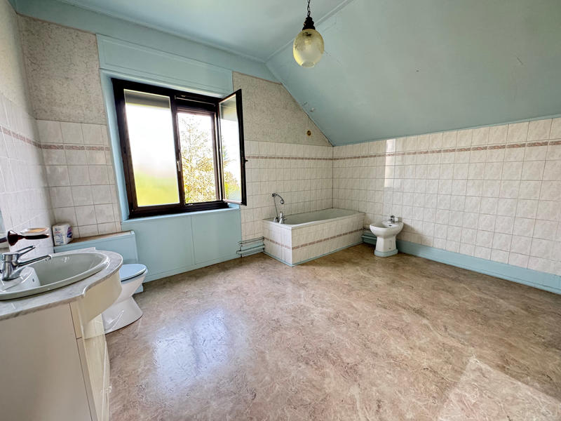 Maison - 194 m² - 6 pièces