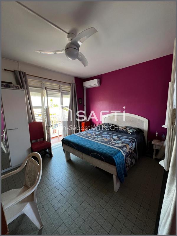 Maison - 98 m² - 8 pièces