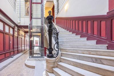 Appartement - 170 m² - 5 pièces