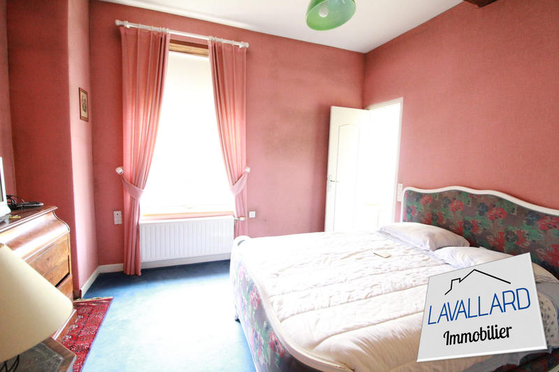 Maison - 286 m² - 17 pièces