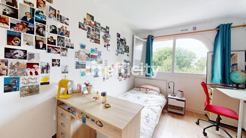 Maison - 110 m² - 6 pièces