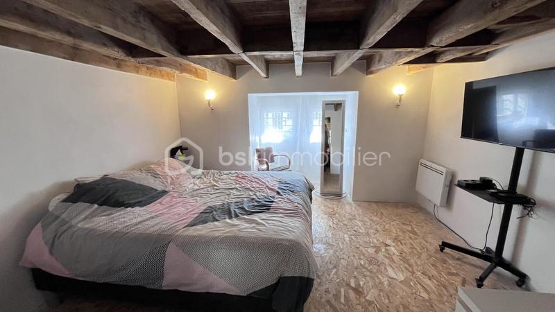 Maison en pierre - 153 m² - 7 pièces