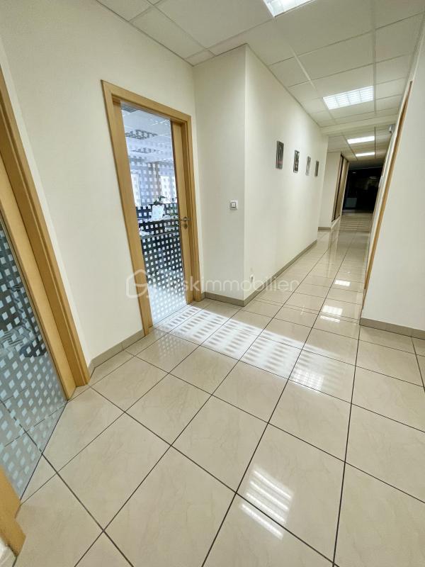 Bureau - 316 m² - 10 pièces