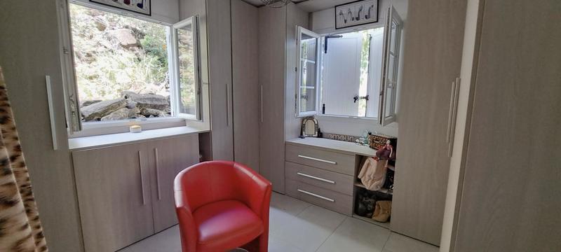 Appartement - 105 m² - 4 pièces