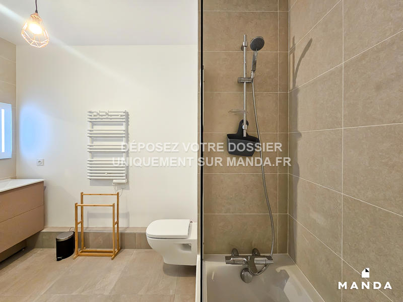 Chambre - 11 m² - 4 pièces