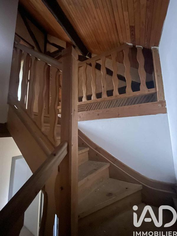 Maison - 206 m² - 10 pièces