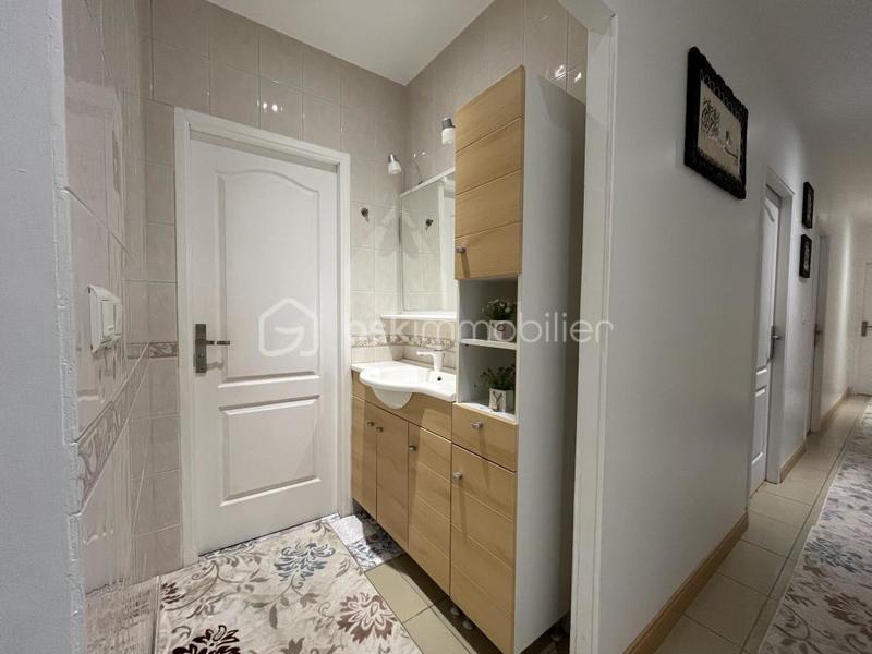 Pavillon - 120 m² - 5 pièces