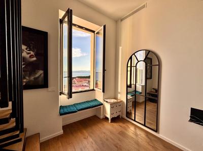 Appartement - 94 m² - 3 pièces