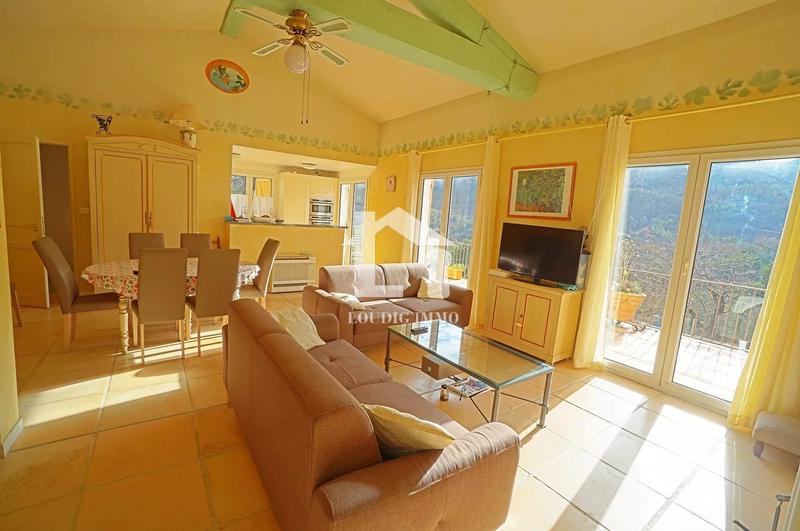 Villa - 227 m² - 7 pièces