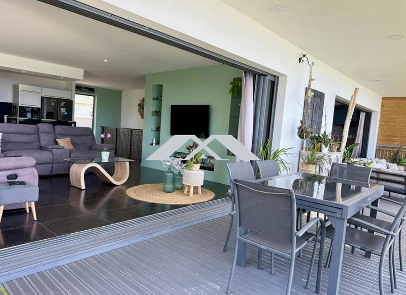 Villa - 101 m² - 5 pièces