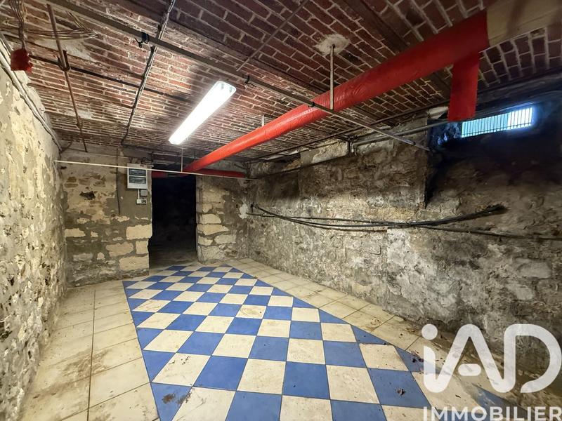 Maison - 262 m² - 8 pièces