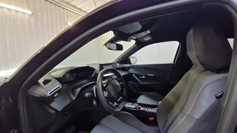 Peugeot 2008 Hybrid 136 e-Dcs6 Allure