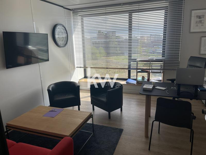 Bureau - 270 m²