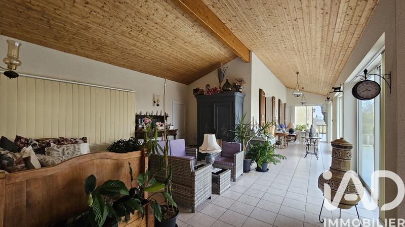 Maison - 275 m² - 6 pièces