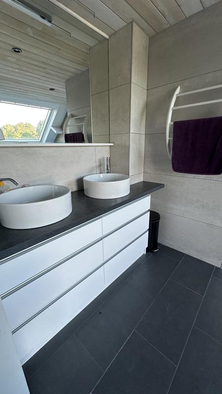 Maison - 270 m² - 10 pièces