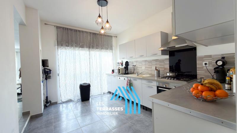 Villa - 102 m² - 4 pièces