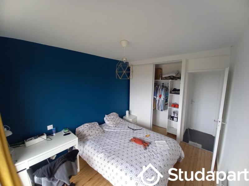 Chambre - 10 m² - 1 pièce