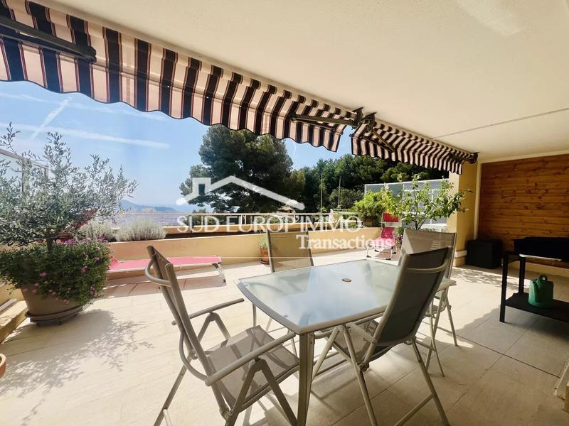 Appartement - 66 m² - 2 pièces