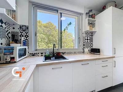 Appartement - 79 m² - 3 pièces