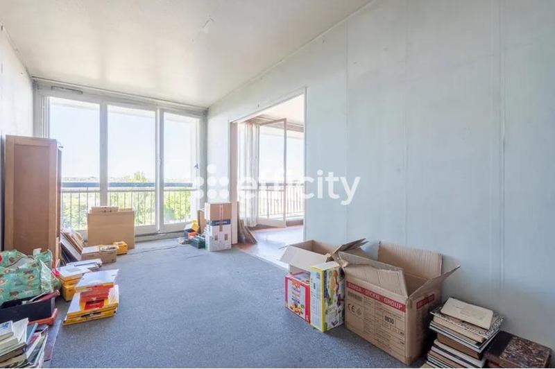 Appartement - 82 m² - 4 pièces