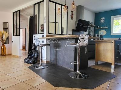 Maison - 130 m² - 5 pièces