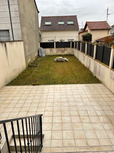 Maison - 107 m² - 5 pièces