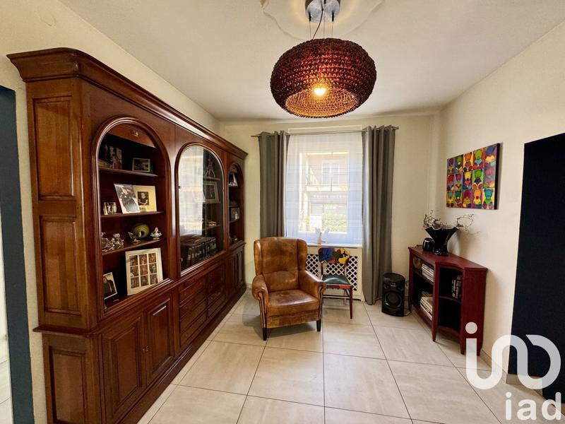 Maison - 257 m² - 12 pièces