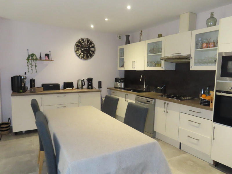 Maison - 110 m² - 6 pièces