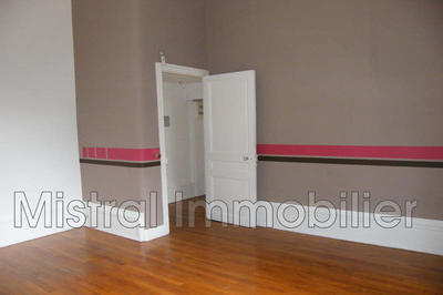 Appartement - 96 m² - 3 pièces