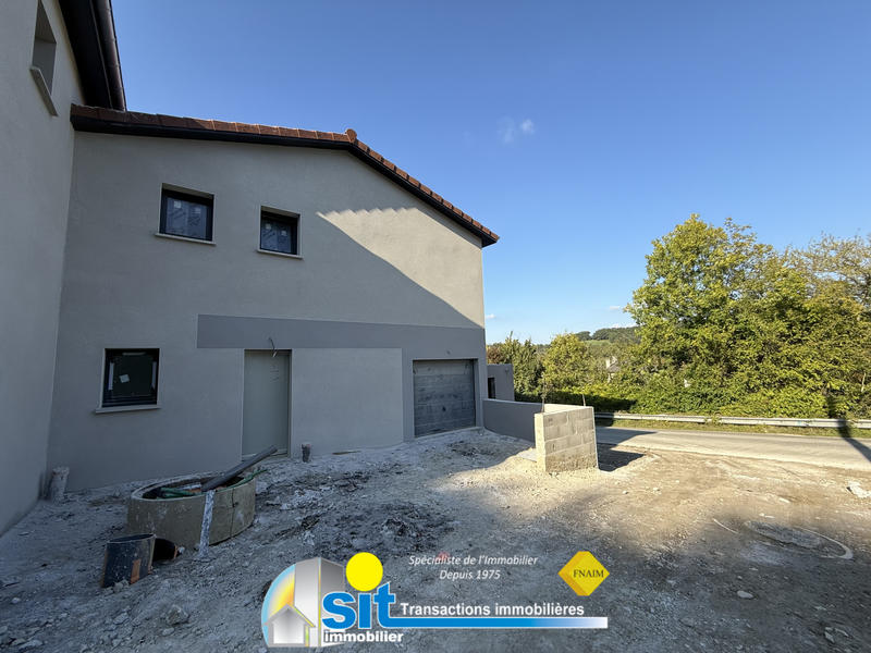 Maison - 81 m² - 5 pièces