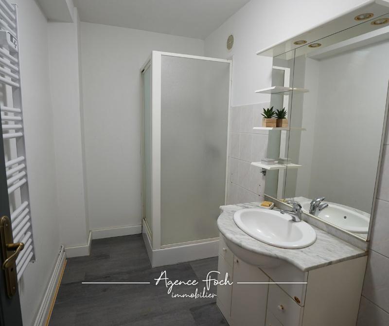 Appartement - 82 m² - 4 pièces