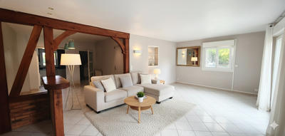 Maison - 97 m² - 5 pièces