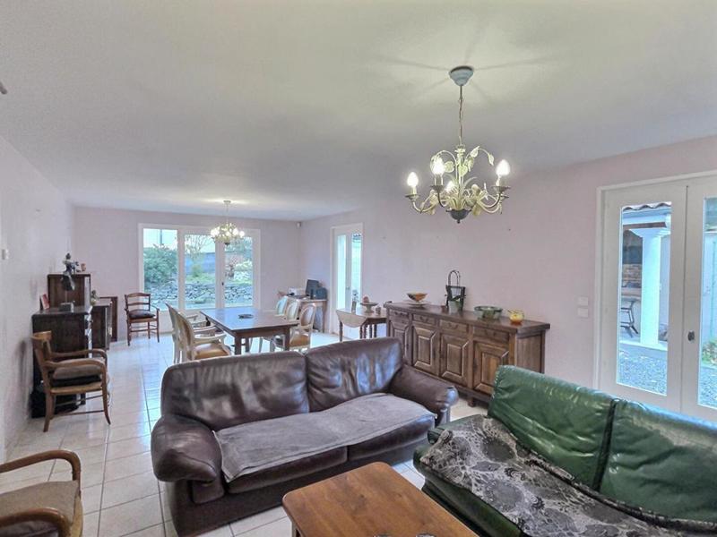 Maison - 170 m² - 7 pièces