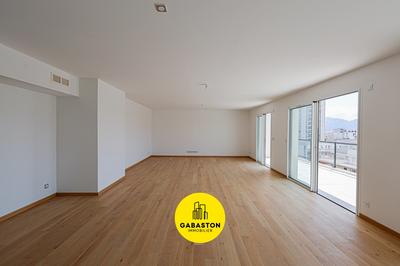 Appartement - 123 m² - 4 pièces