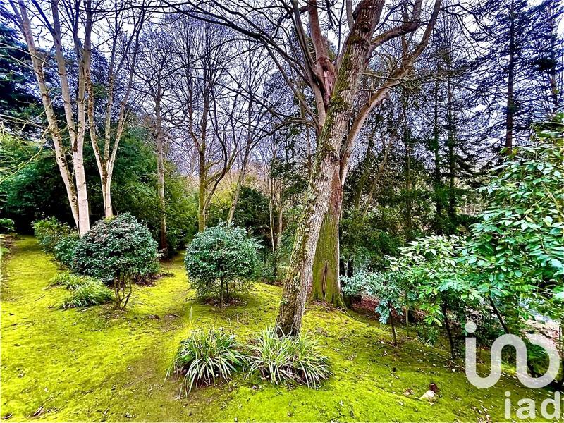 Maison - 360 m² - 13 pièces