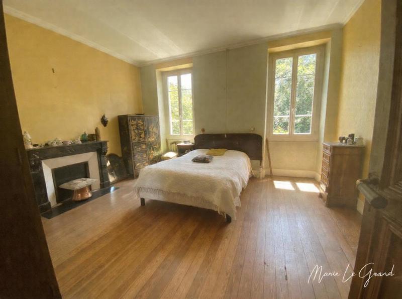 Maison - 184 m² - 7 pièces