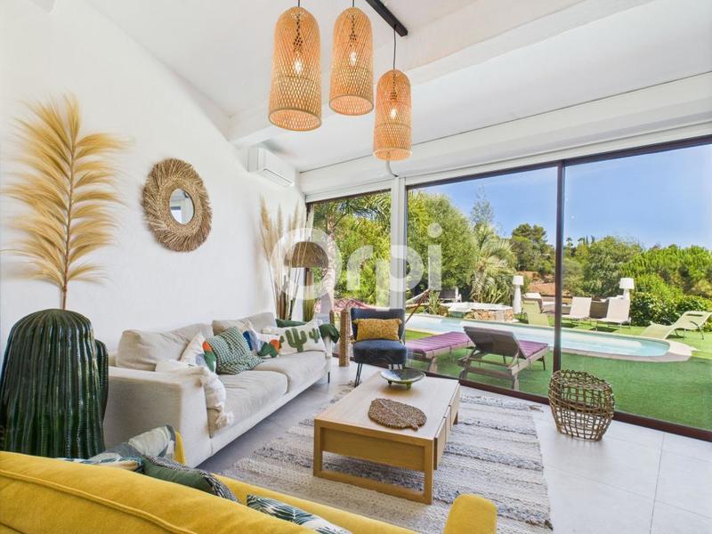 Villa - 141 m² - 5 pièces