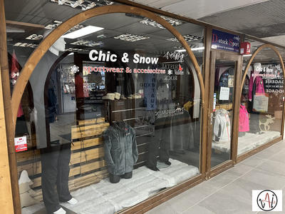 Local commercial - 49 m²