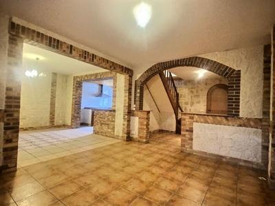 Maison - 200 m² - 10 pièces