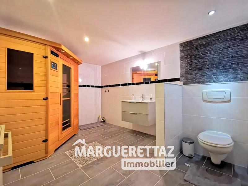 Villa - 352 m² - 10 pièces