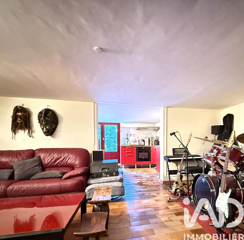 Maison - 137 m² - 5 pièces