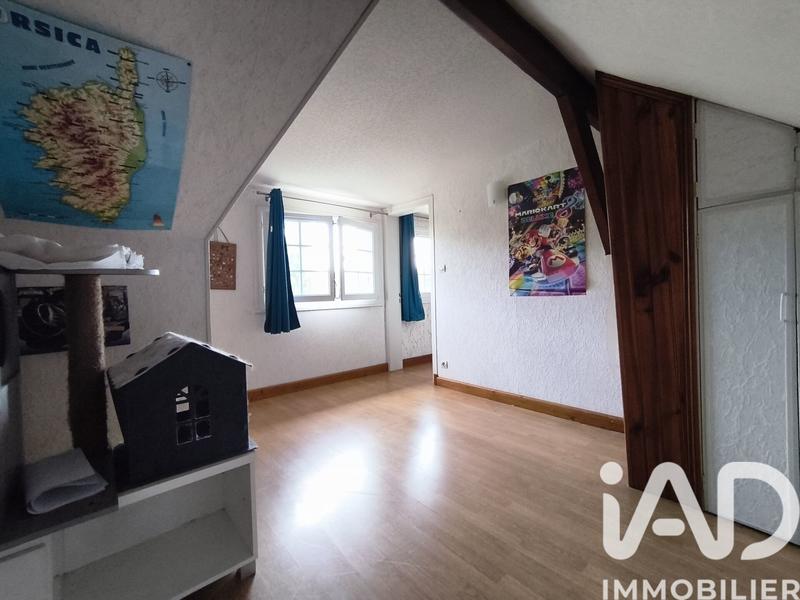 Maison - 105 m² - 4 pièces