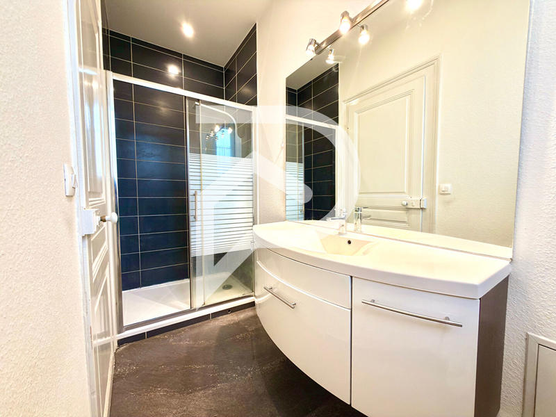 Appartement - 95 m² - 4 pièces