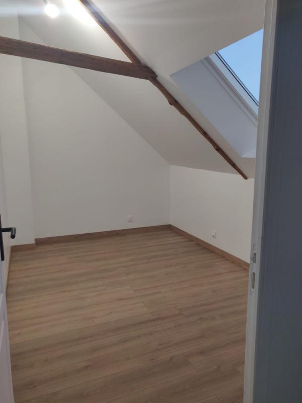 Longère - 111 m² - 7 pièces