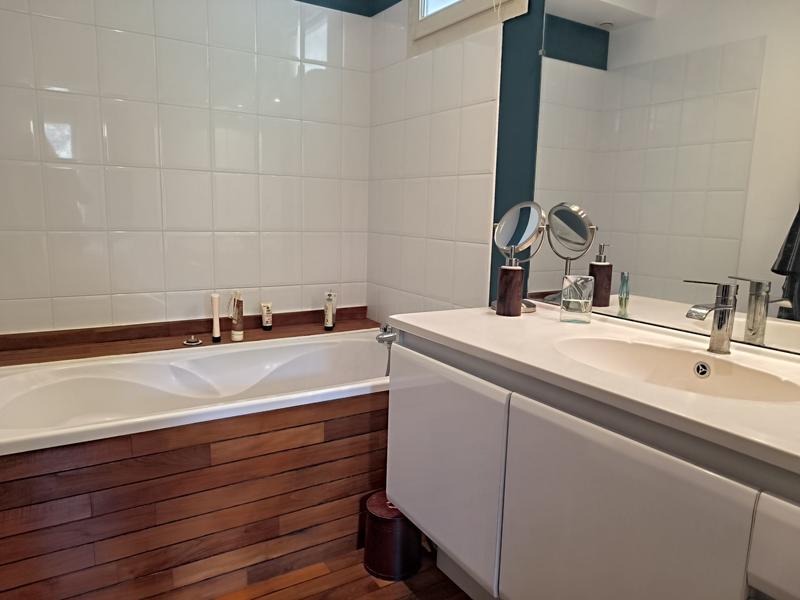 Maison - 171 m² - 8 pièces