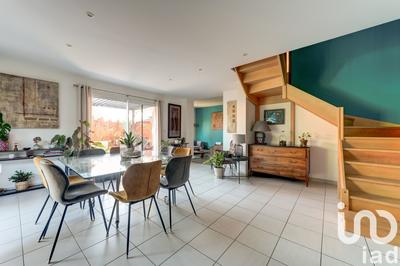 Maison - 112 m² - 5 pièces